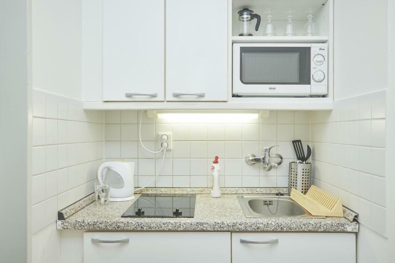 Hostel Mikolase Alse プラハ エクステリア 写真