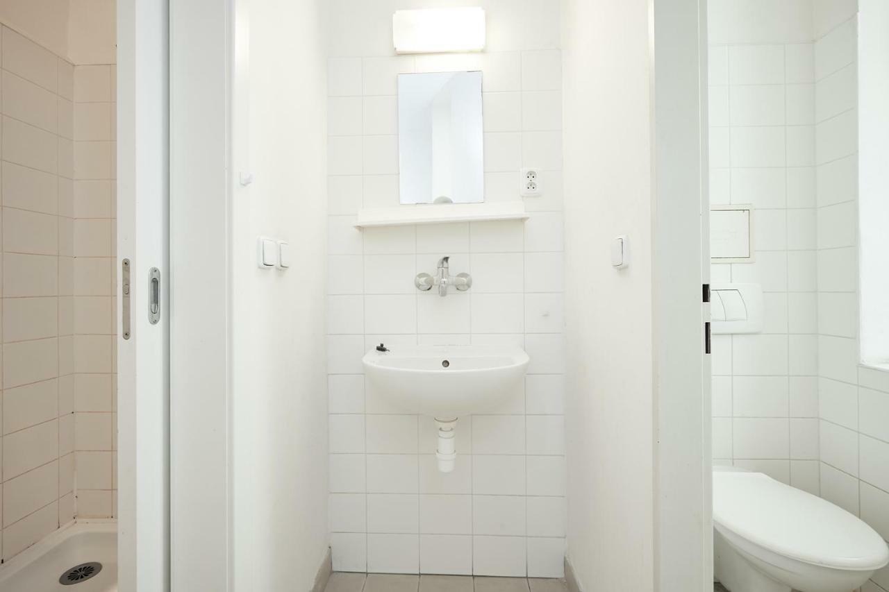 Hostel Mikolase Alse プラハ エクステリア 写真