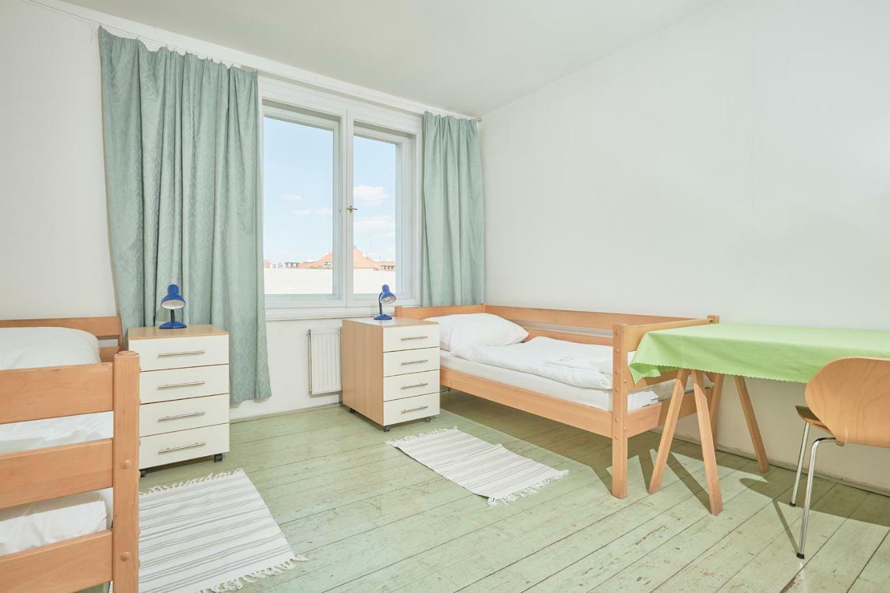 Hostel Mikolase Alse プラハ エクステリア 写真